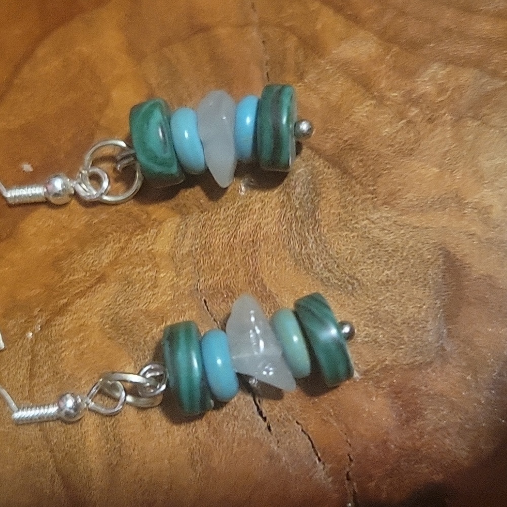 New Handmade Earrings With Crystal Quartz Stone And Assorted Beads Nickel Free - Picture 2 of 4